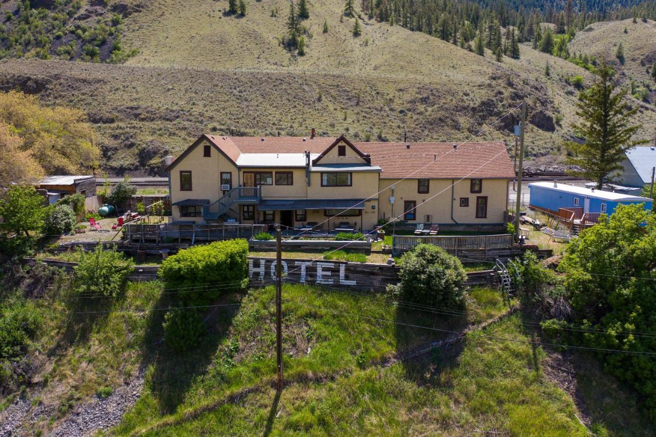 The Inn At Spences Bridge Exteriér fotografie